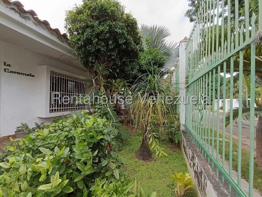 Casa (Duplex) en Venta en Trigal Centro, Carabobo - 44