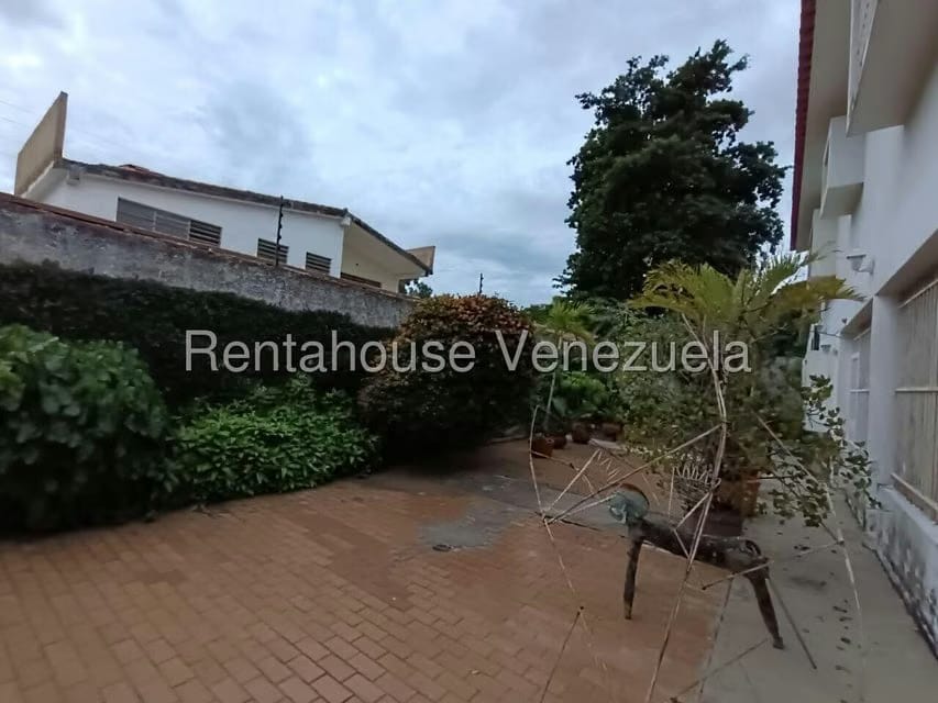 Casa (Duplex) en Venta en Trigal Centro, Carabobo - 51