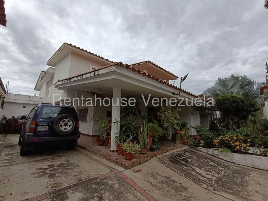 Casa (Duplex) en Venta en Trigal Centro, Carabobo - 55