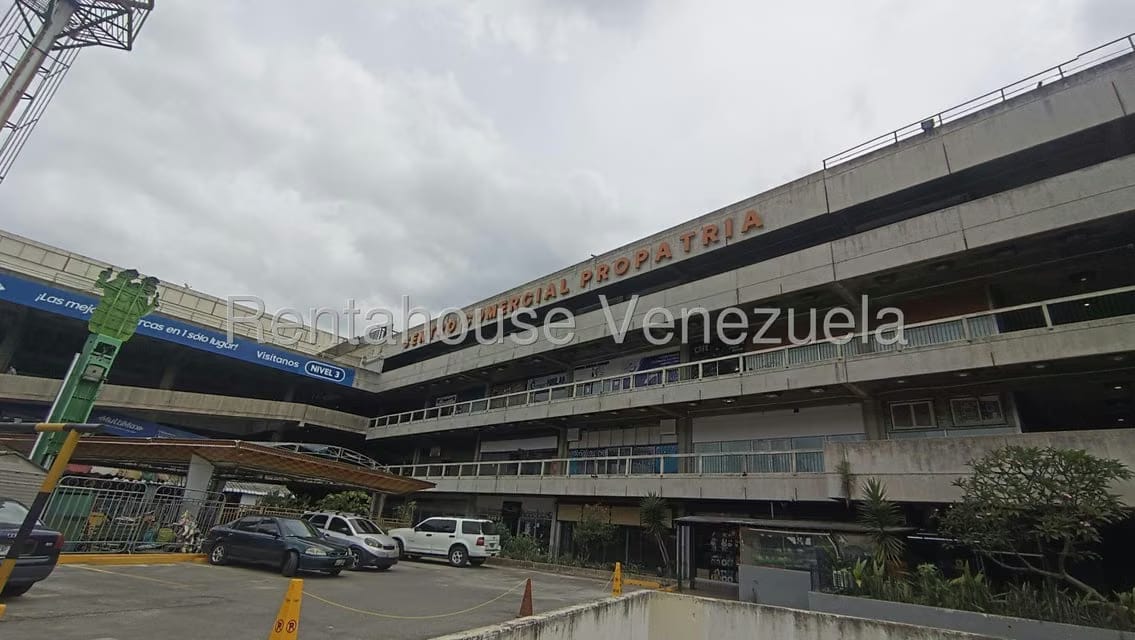 Comercial (Local Comercial) en Alquiler en Propatria, Distrito Metropolitano - 2
