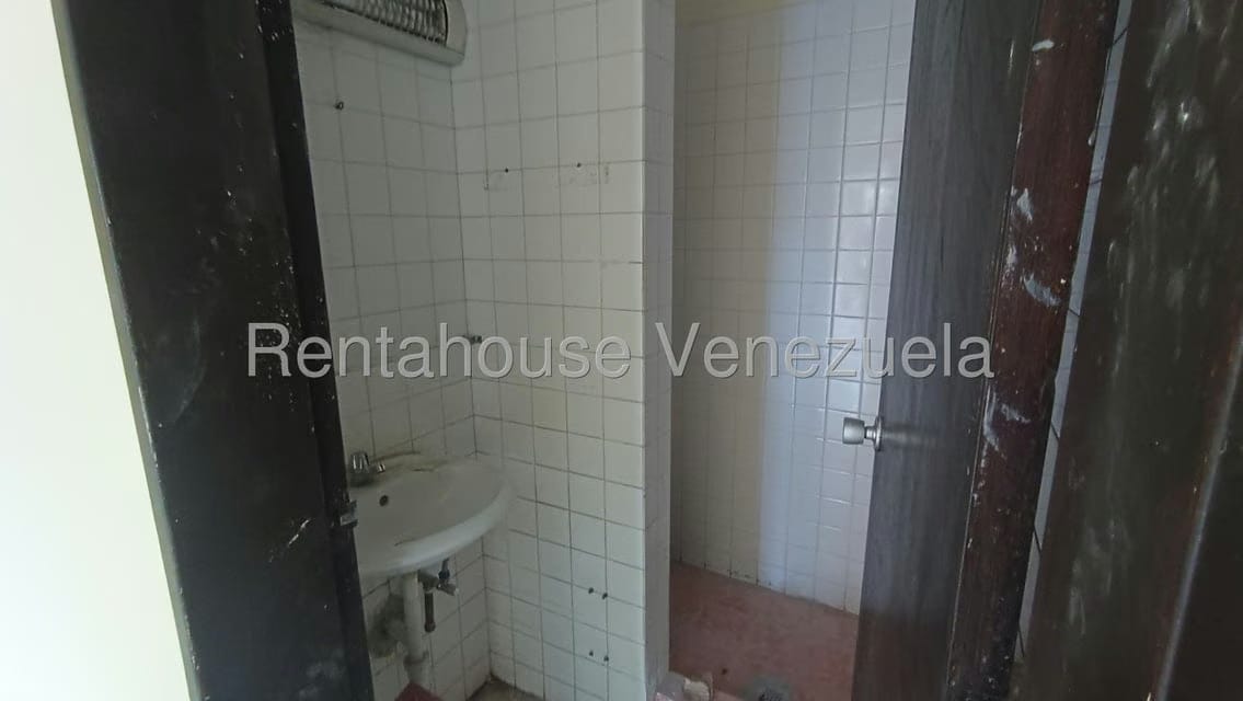 Comercial (Local Comercial) en Alquiler en Propatria, Distrito Metropolitano - 9