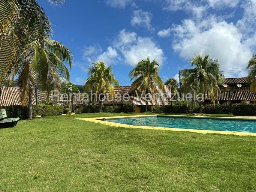 Townhouse (1 Nivel) en Venta en Tucacas, Falcon - 14