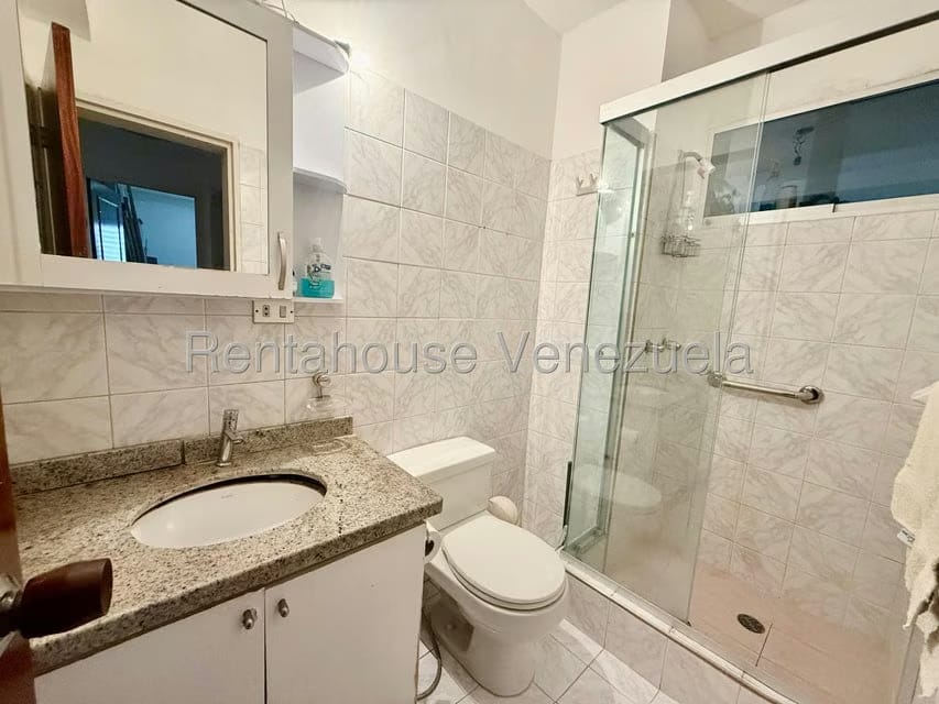 Apartamento (1 Nivel) en Venta en Del Este, Lara - 19