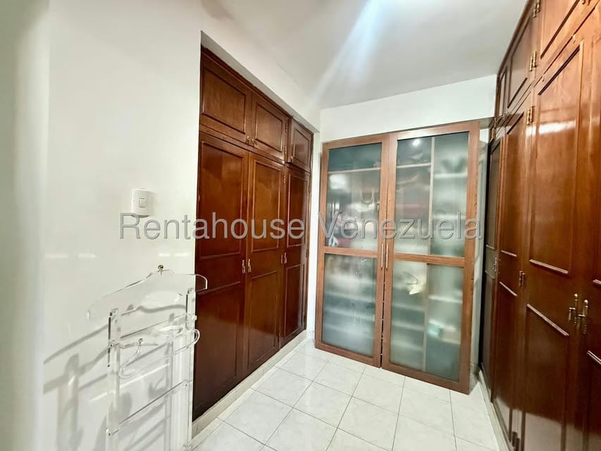 Apartamento (1 Nivel) en Venta en Del Este, Lara - 24