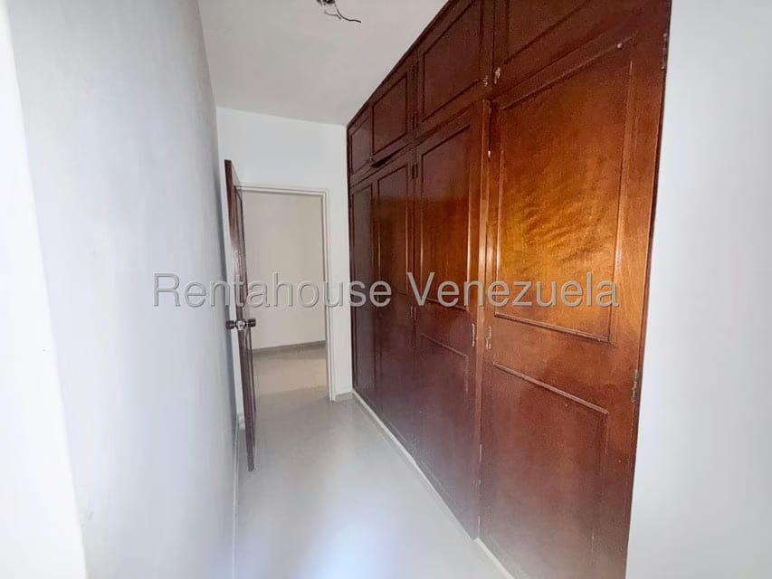 Apartamento (1 Nivel) en Venta en Del Este, Lara - 27