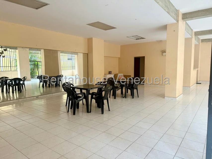 Apartamento (1 Nivel) en Venta en Del Este, Lara - 33