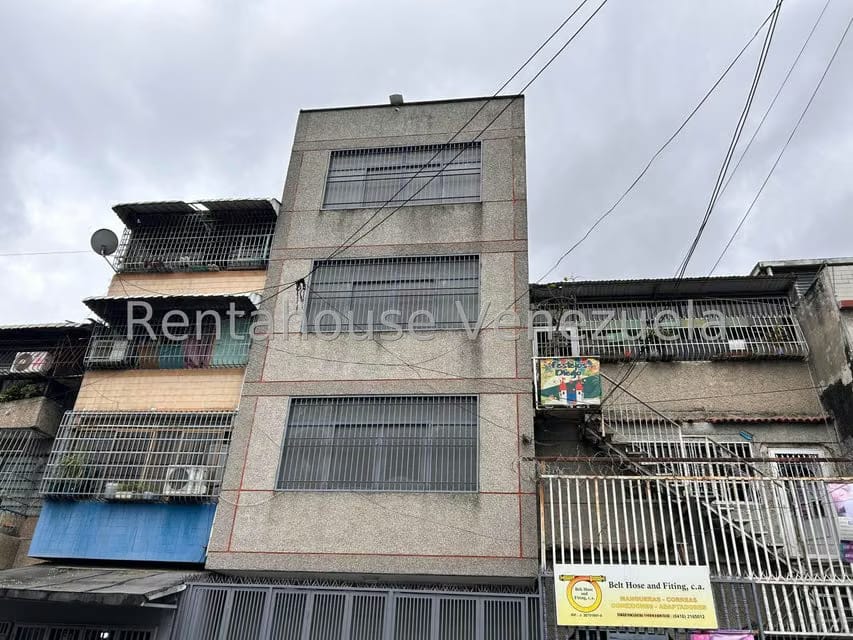Comercial (Local Comercial) en Alquiler en Catia, Distrito Metropolitano - 2