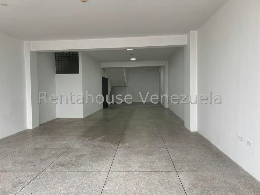 Comercial (Local Comercial) en Alquiler en Catia, Distrito Metropolitano - 14