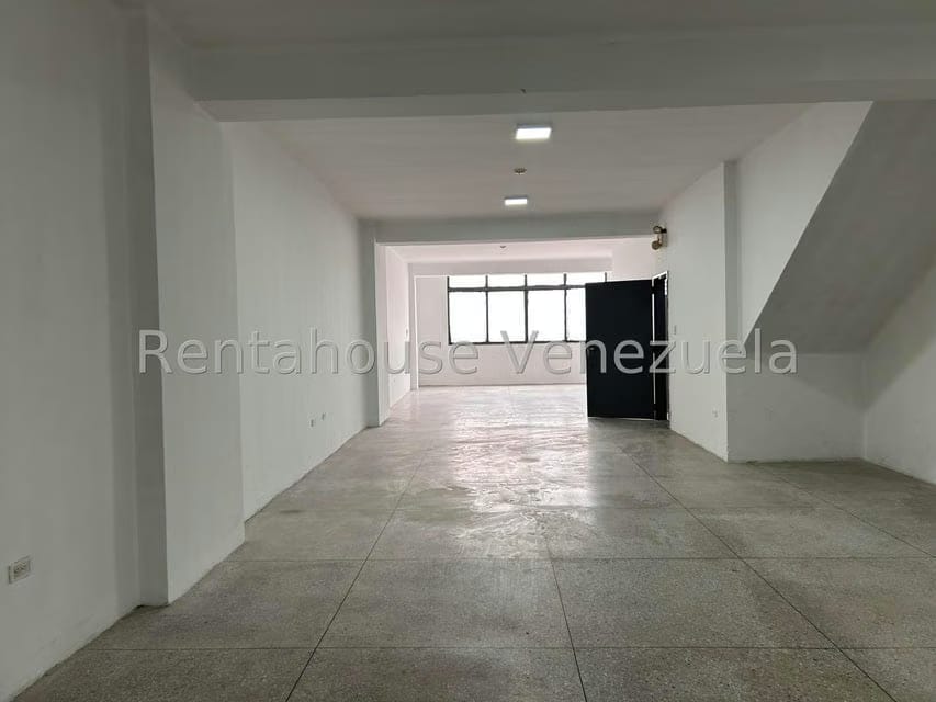 Comercial (Local Comercial) en Alquiler en Catia, Distrito Metropolitano - 10