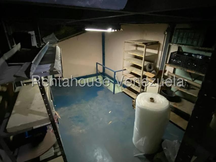 Comercial (Local Comercial) en Venta en Parroquia Catedral, Distrito Metropolitano - 20