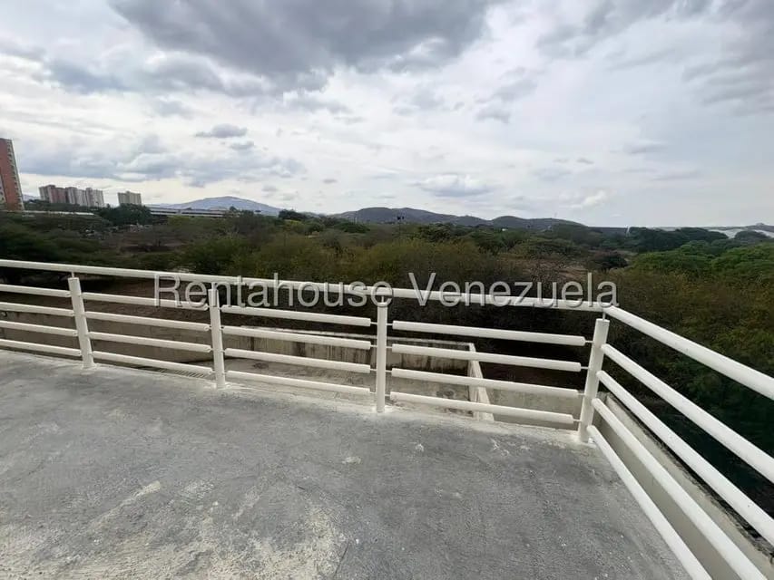 Apartamento (1 Nivel) en Venta en Del Este, Lara - 21