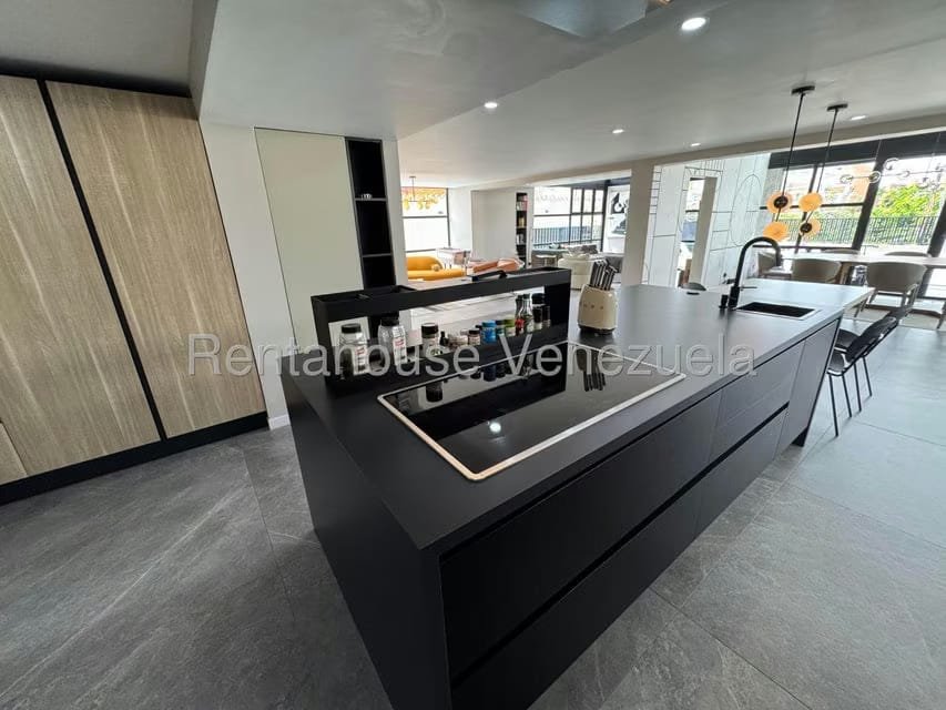 Casa (Multipes Niveles) en Venta en Lomas de La Lagunita, Distrito Metropolitano - 67
