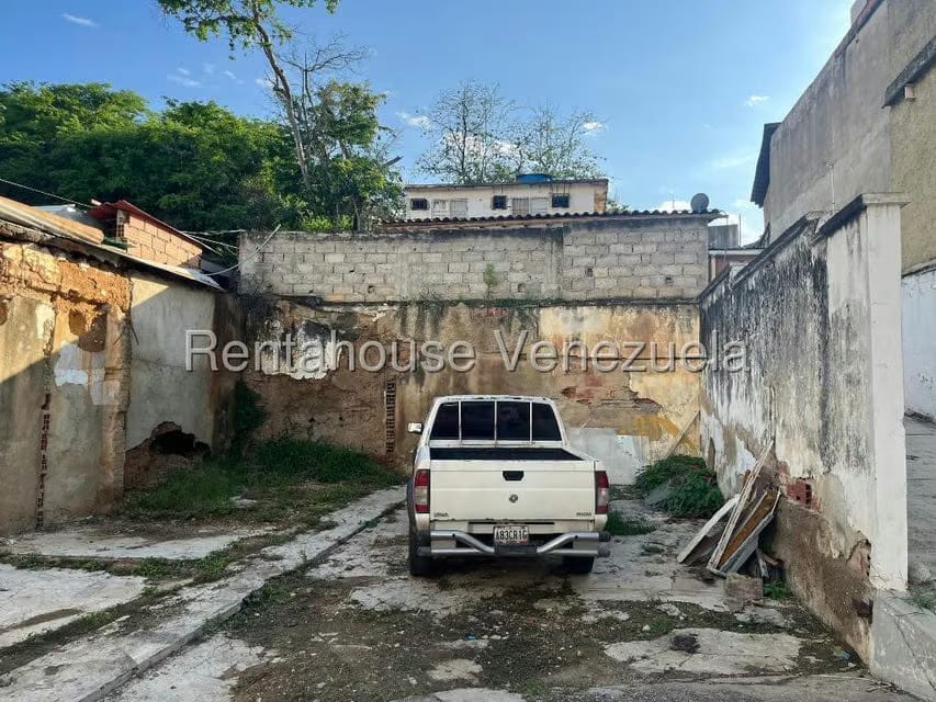 Comercial (Local Comercial) en Venta en Centro de Charallave, Miranda - 6
