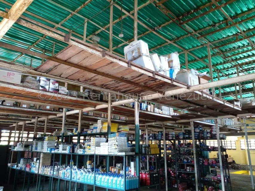Comercial (Local Comercial) en Venta en Circunvalacion Uno, Zulia - 15