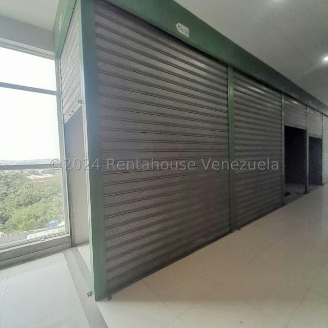 Comercial (Local Comercial) en Alquiler en Centro, Lara - 2