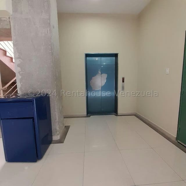 Comercial (Local Comercial) en Alquiler en Centro, Lara - 11