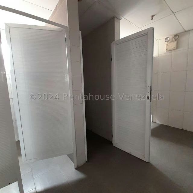Comercial (Local Comercial) en Alquiler en Centro, Lara - 13