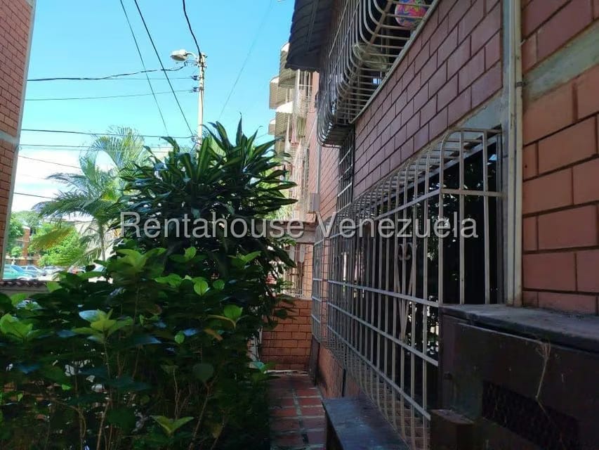 Apartamento (1 Nivel) en Venta en La Rosa, Miranda - 2