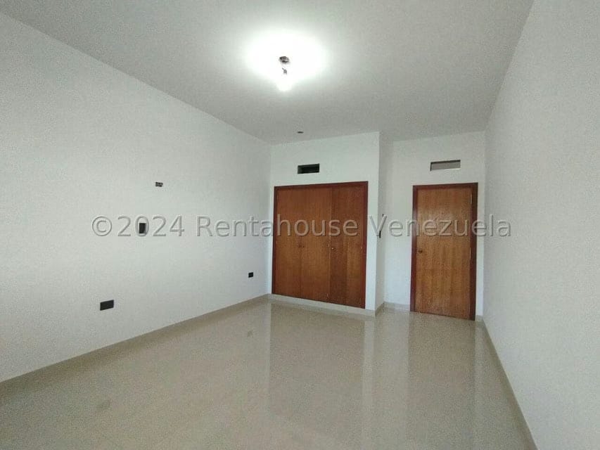 Apartamento (1 Nivel) en Venta en La Trigaleña, Carabobo - 35