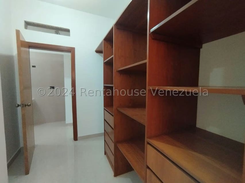 Apartamento (1 Nivel) en Venta en La Trigaleña, Carabobo - 45