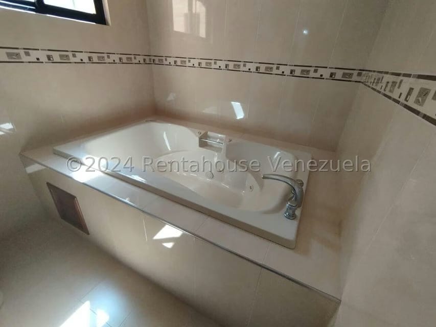 Apartamento (1 Nivel) en Venta en La Trigaleña, Carabobo - 47