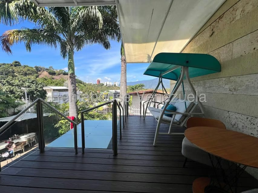 Casa (Multipes Niveles) en Venta en Santa Paula, Distrito Metropolitano - 19