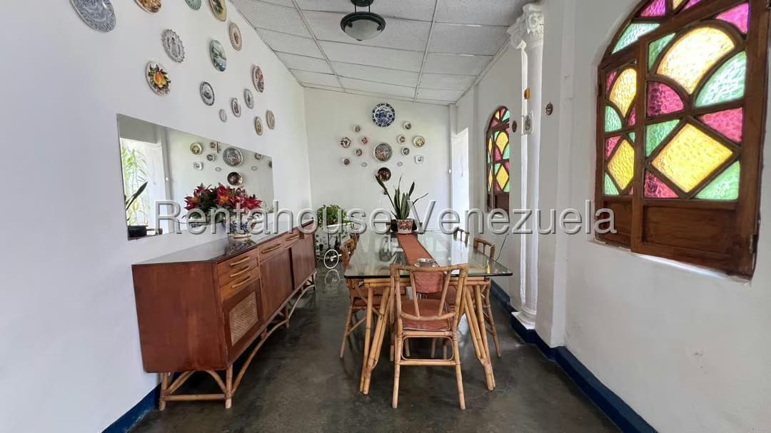 Casa (Colonial) en Venta en Petare, Distrito Metropolitano - 23