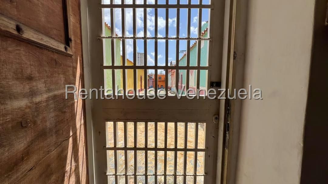 Casa (Colonial) en Venta en Petare, Distrito Metropolitano - 29