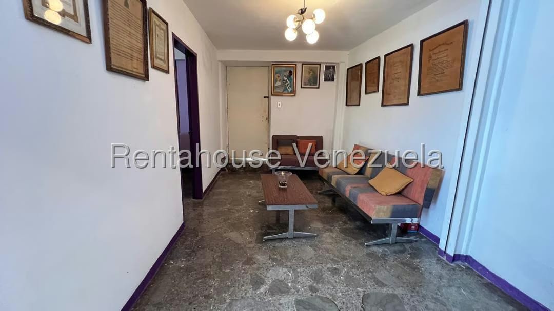 Casa (Colonial) en Venta en Petare, Distrito Metropolitano - 9