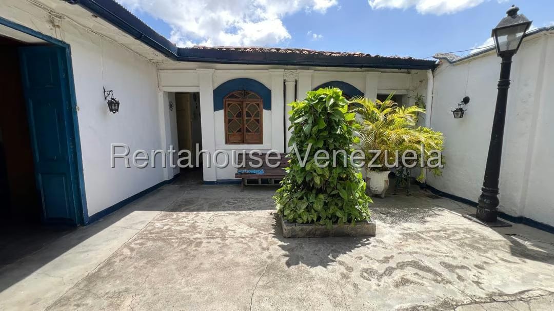 Casa (Colonial) en Venta en Petare, Distrito Metropolitano - 10