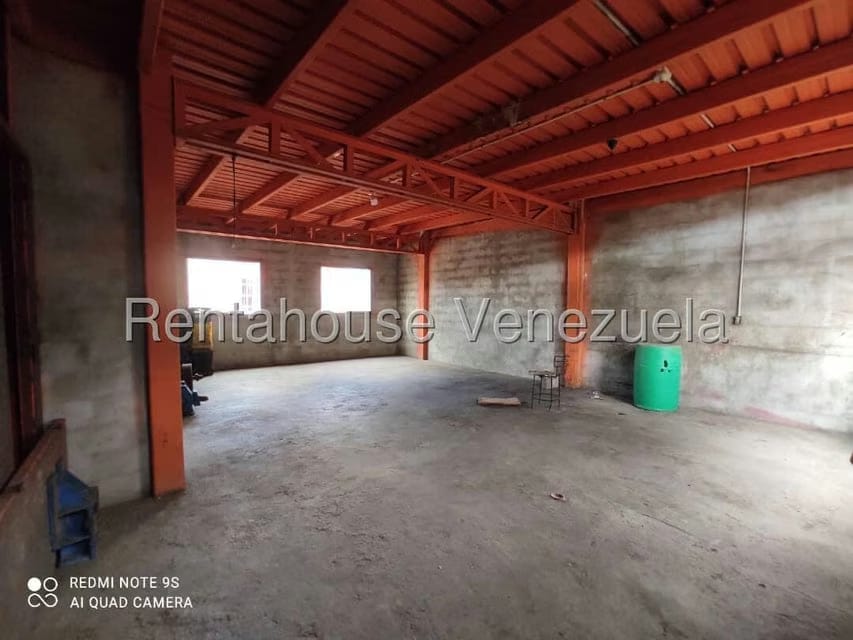 Comercial (Edificio) en Venta en Petare, Distrito Metropolitano - 6
