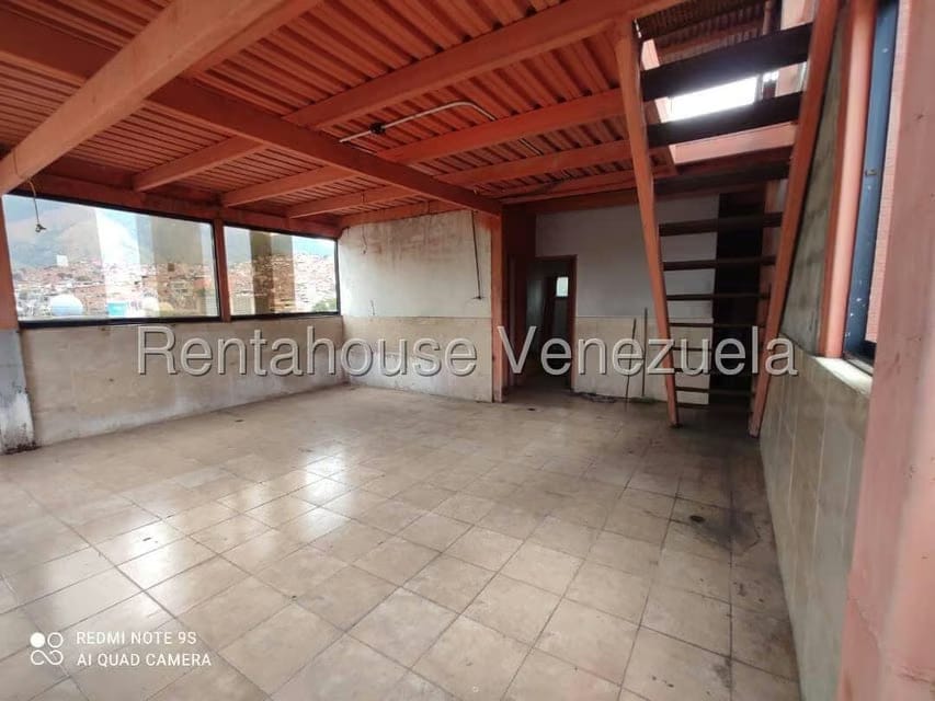 Comercial (Edificio) en Venta en Petare, Distrito Metropolitano - 7
