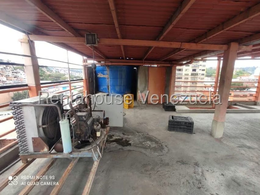 Comercial (Edificio) en Venta en Petare, Distrito Metropolitano - 10