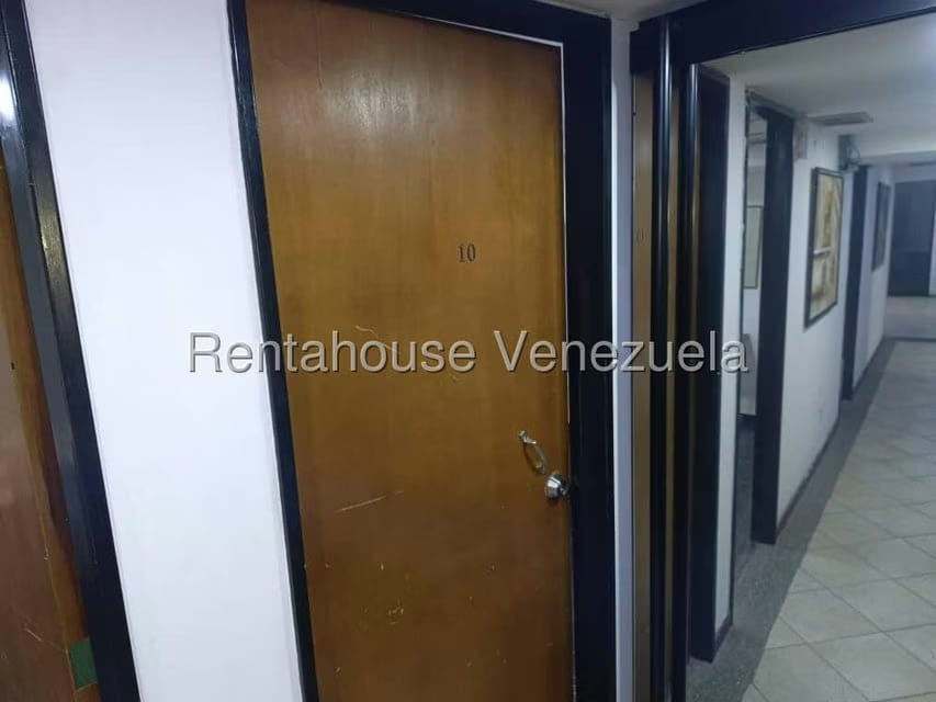 Comercial (Oficina) en Alquiler en Los Caobos, Distrito Metropolitano - 14