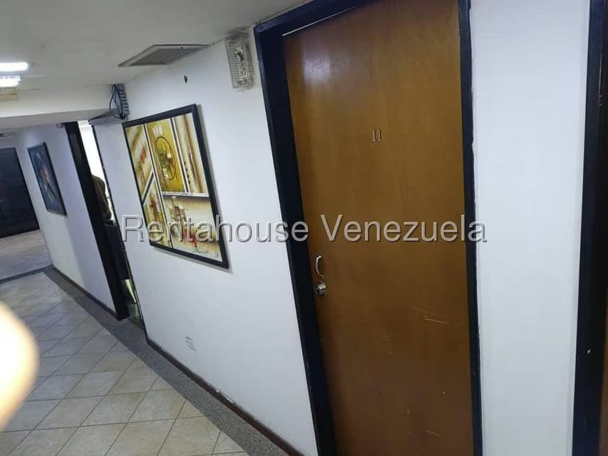 Comercial (Oficina) en Alquiler en Los Caobos, Distrito Metropolitano - 9