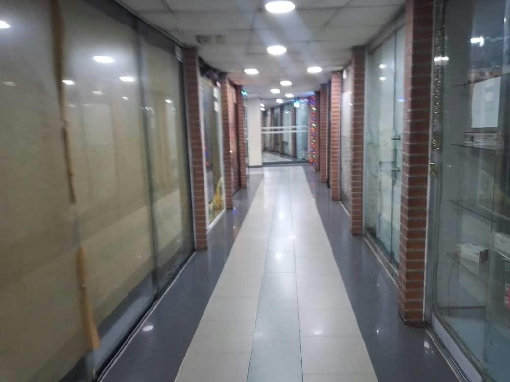 Local Comercial en Alquiler - Urb. Las Acacias - Caracas - Distrito Capital - 3