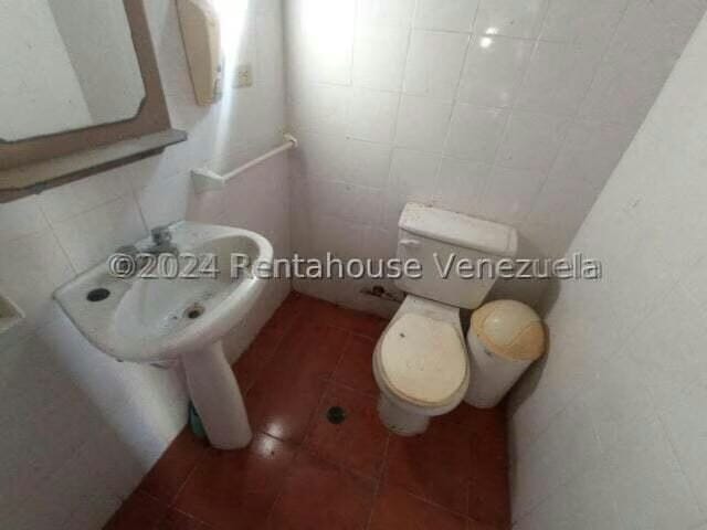 Casa (Duplex) en Venta en Las Morochas I, Carabobo - 29