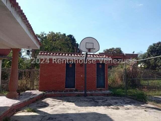 Casa (Duplex) en Venta en Las Morochas I, Carabobo - 33