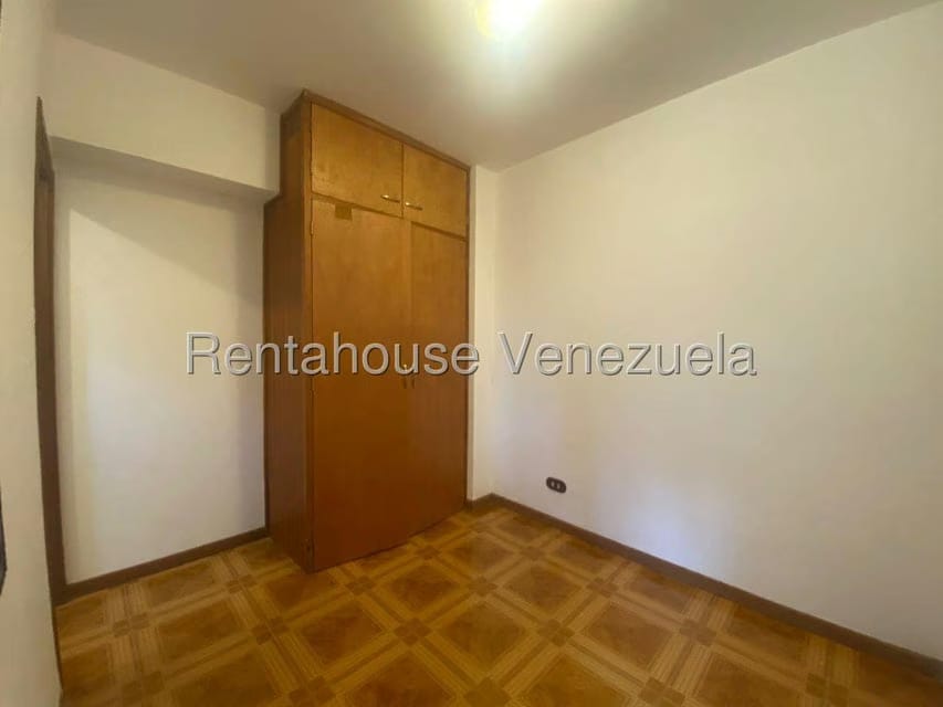Apartamento (1 Nivel) en Venta en Oripoto, Distrito Metropolitano - 11