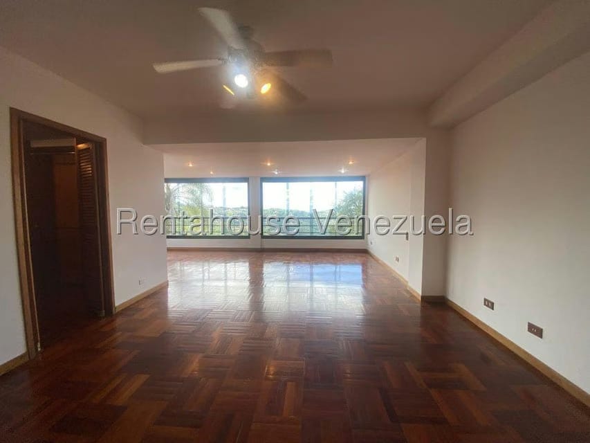 Apartamento (1 Nivel) en Venta en Oripoto, Distrito Metropolitano - 19