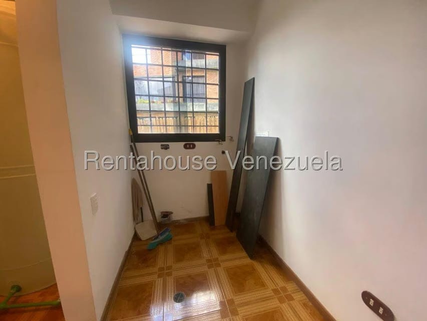 Apartamento (1 Nivel) en Venta en Oripoto, Distrito Metropolitano - 10