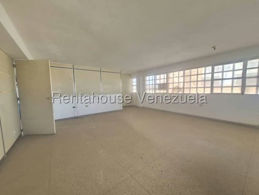 Comercial (Edificio) en Venta en Centro, Falcon - 8