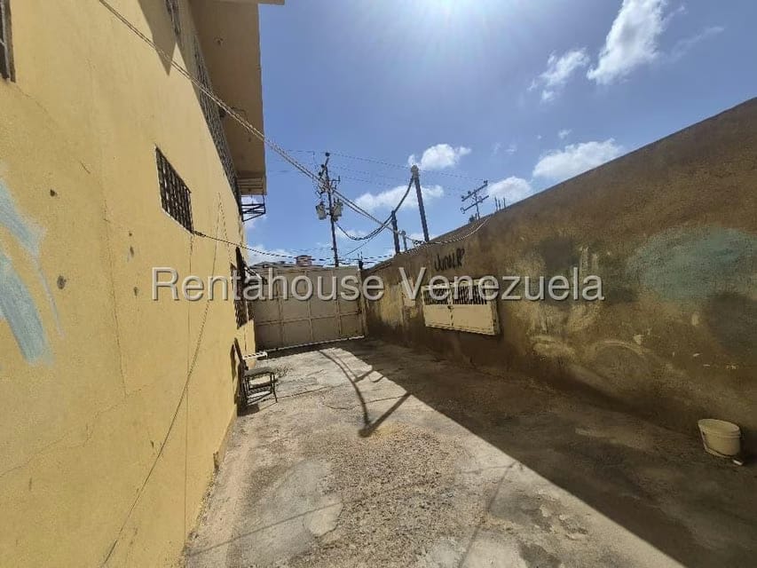 Comercial (Edificio) en Venta en Centro, Falcon - 10