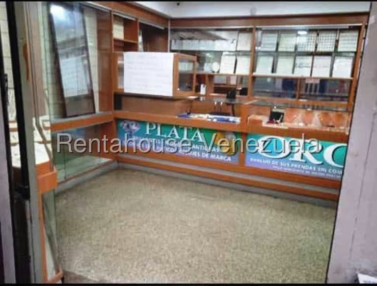Comercial (Local Comercial) en Venta en Parroquia Catedral, Distrito Metropolitano - 4
