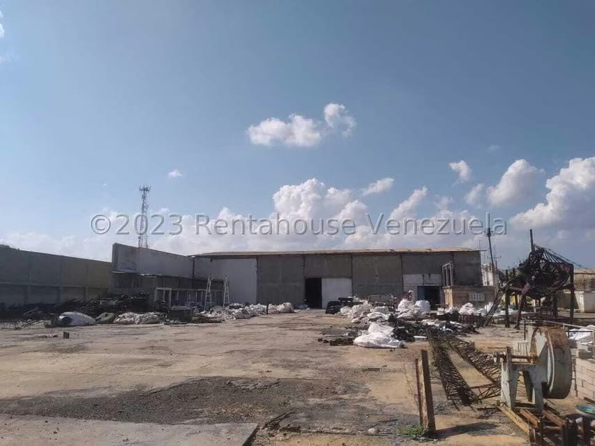 Comercial (Galpon - Deposito) en Venta en San Francisco, Zulia - 11