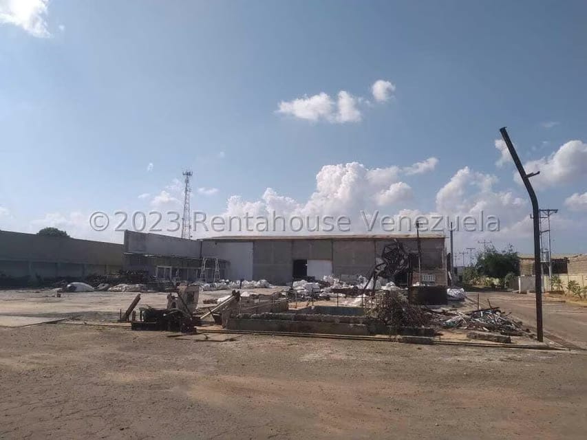 Comercial (Galpon - Deposito) en Venta en San Francisco, Zulia - 15