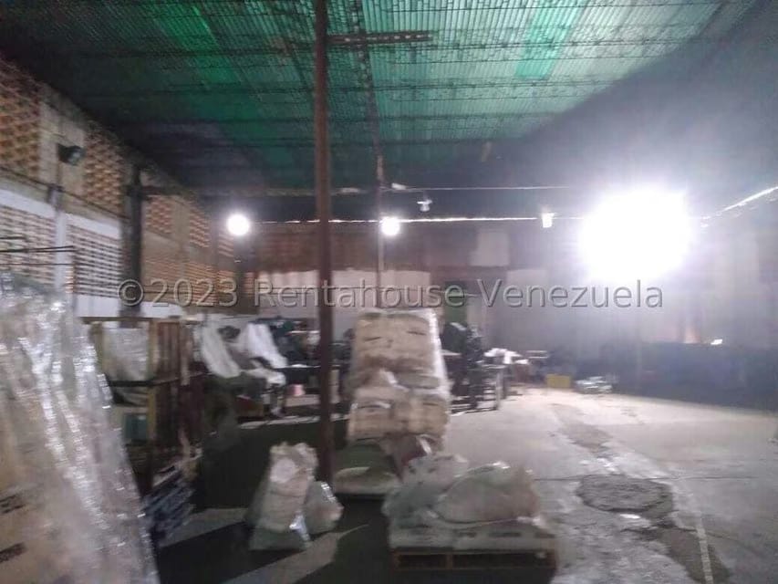 Comercial (Galpon - Deposito) en Venta en San Francisco, Zulia - 18