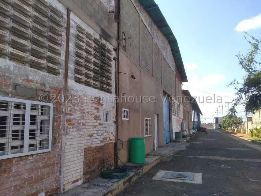 Comercial (Galpon - Deposito) en Venta en San Francisco, Zulia - 30