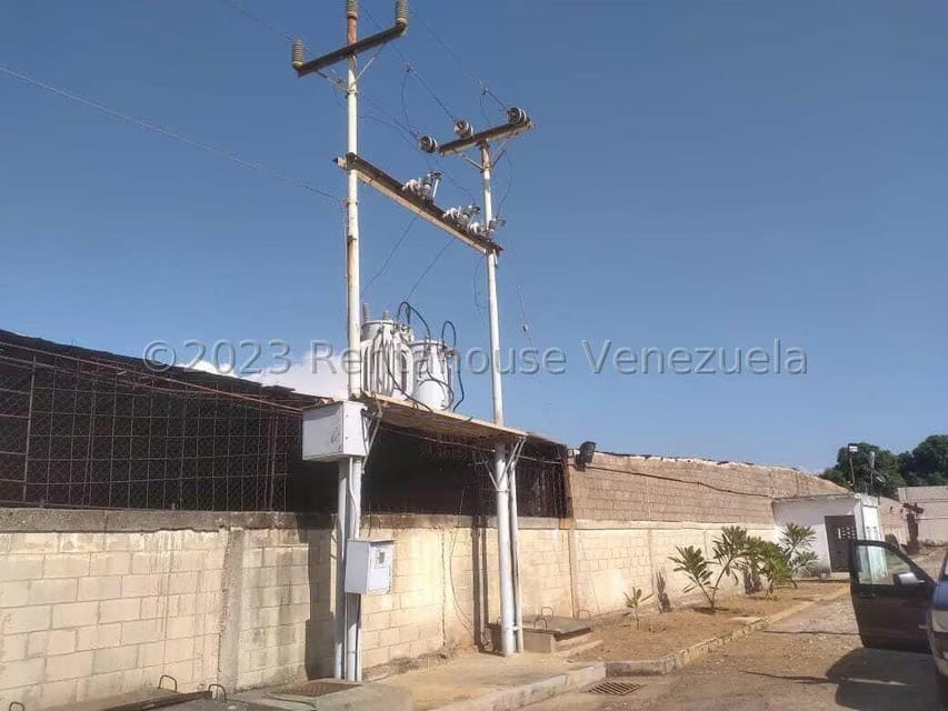 Comercial (Galpon - Deposito) en Venta en San Francisco, Zulia - 8