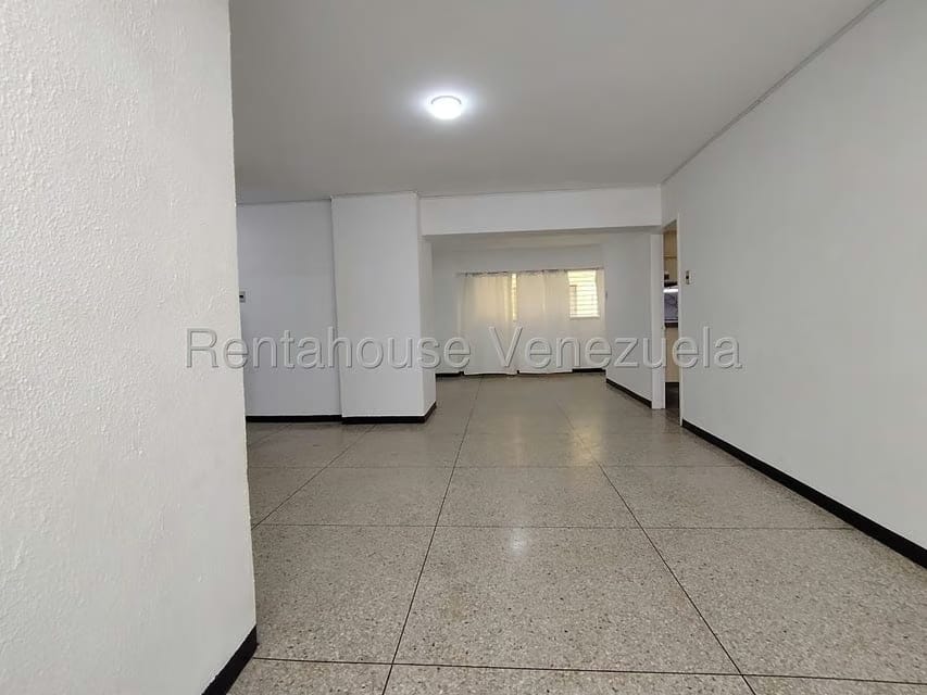 Apartamento (1 Nivel) en Alquiler en Centro, Lara - 7